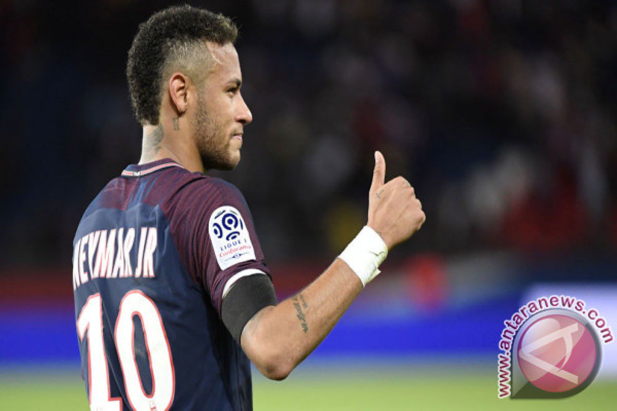 Neymar Membantah Rumor Pindah ke Real Madrid