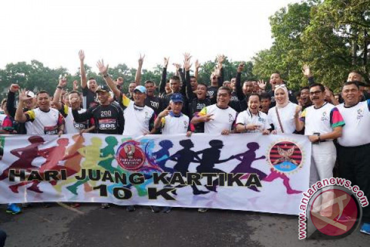 Ribuan peserta ikuti lomba lari 10 K