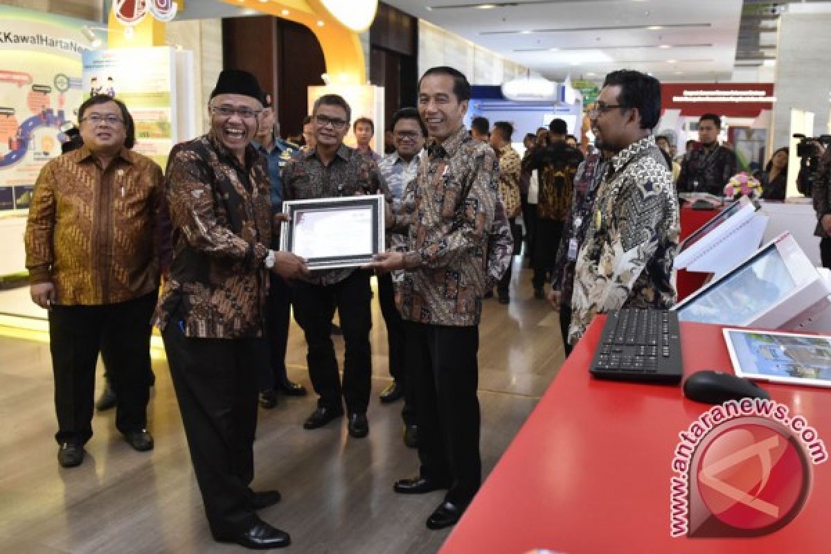 Deregulation key to crack down on graft: Jokowi