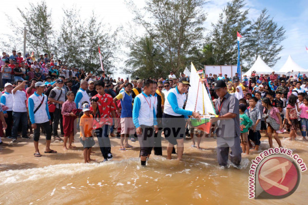 Acara Budaya Pesta Pantai Perlu Dilestarikan