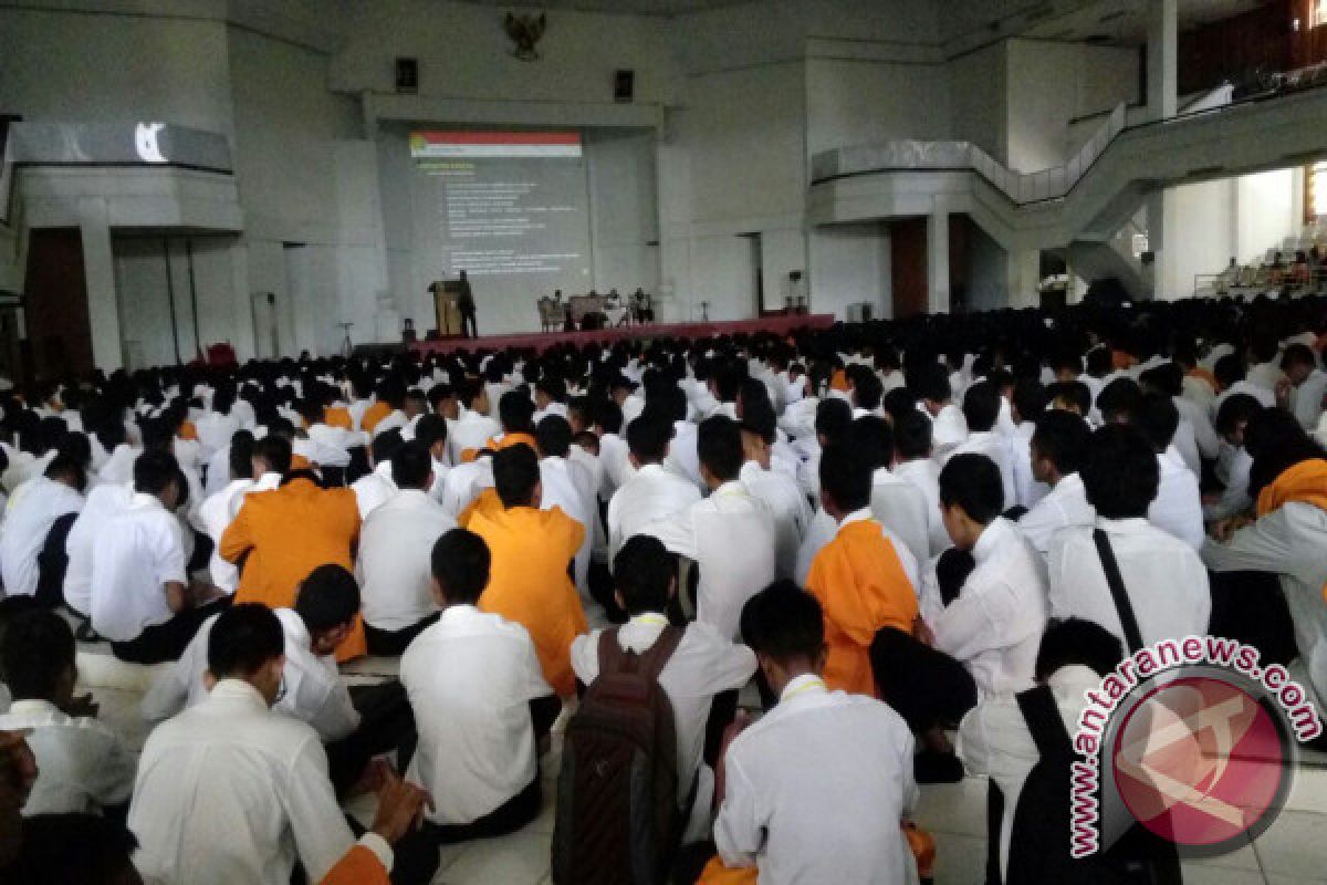 8.247 Mahasiswa UHO Gelar Pendidkan Bela Negara 