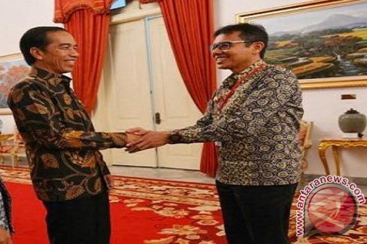  Gubernur Irwan Prayitno Terima Penghargaan dari Presiden RI, Pembina Peduli HAM
