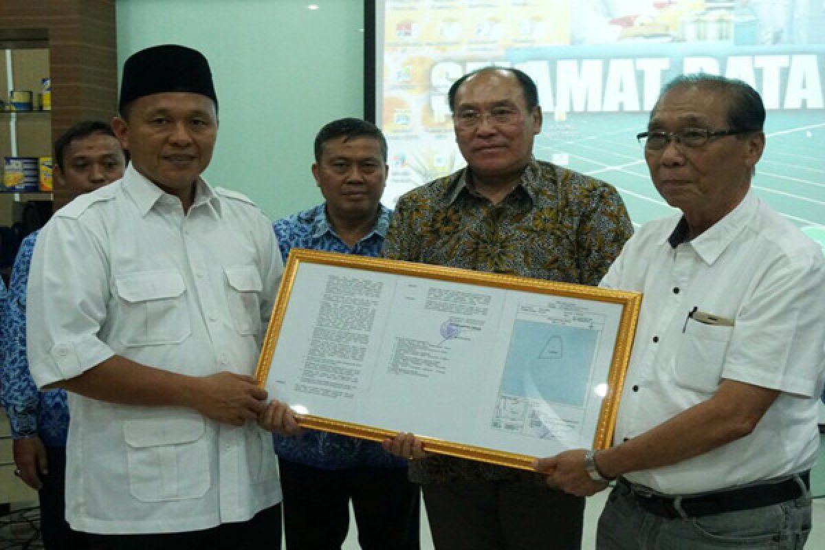 Lampung Tengah Beri Izin Usaha Gratis Investor  