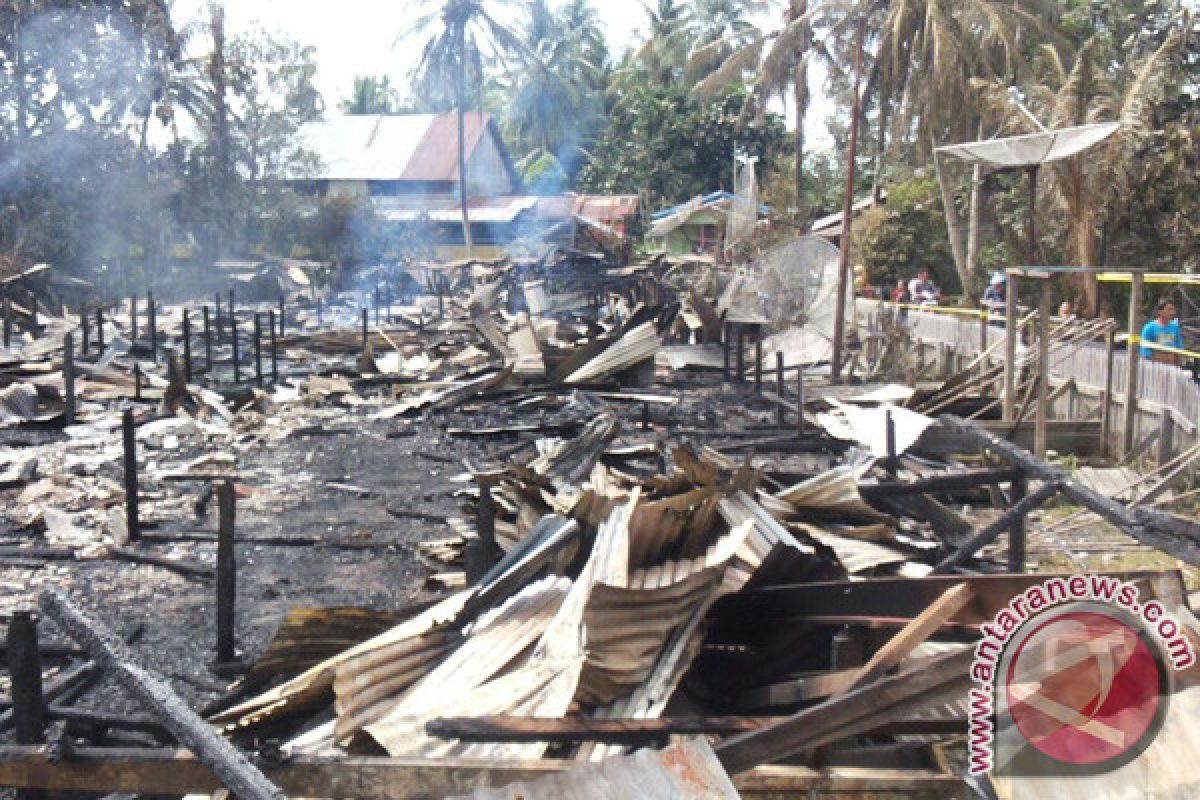 Rumah betang Nanga Nyabau Kapuas Hulu dikabarkan terbakar