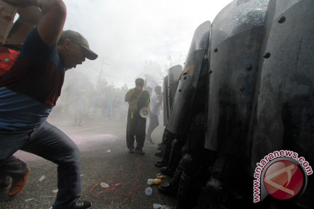 Brimob Gorontalo Gelar Simulasi Pengamanan Tanggap Darurat