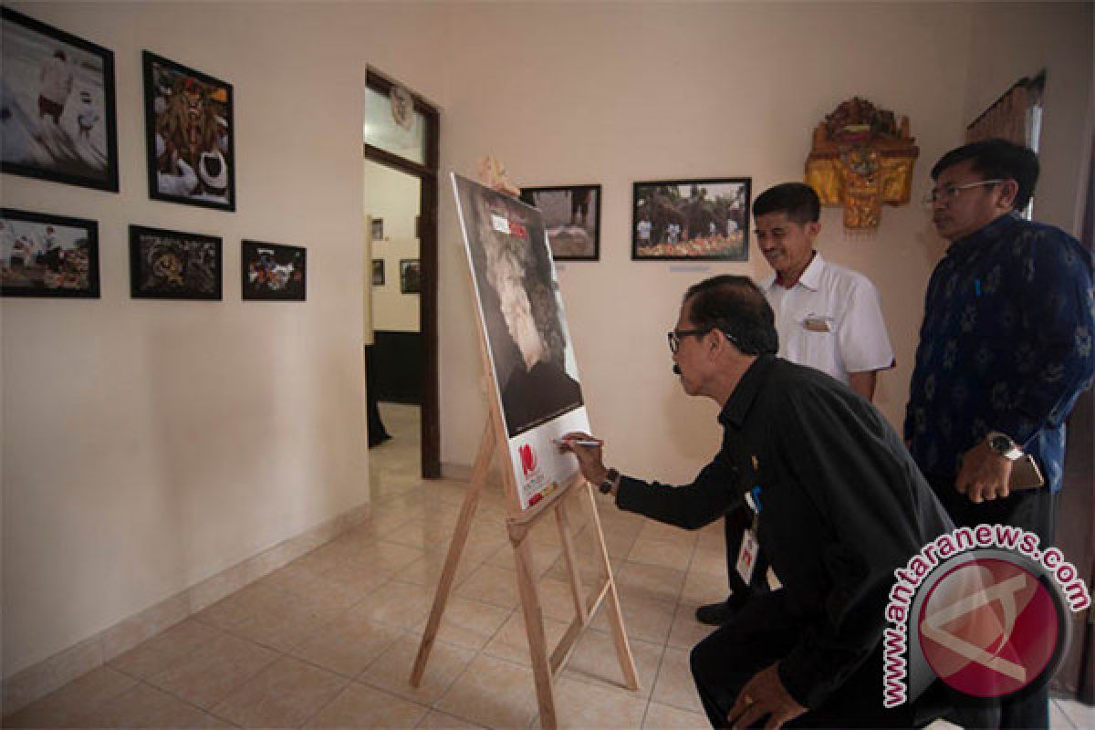 Pemprov Bali Apresiasi Pameran Fotografi Antara (video)