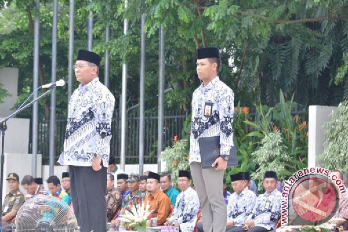 HSS Gelar Peringatan Hari Guru dan HUT ke-72 PGRI