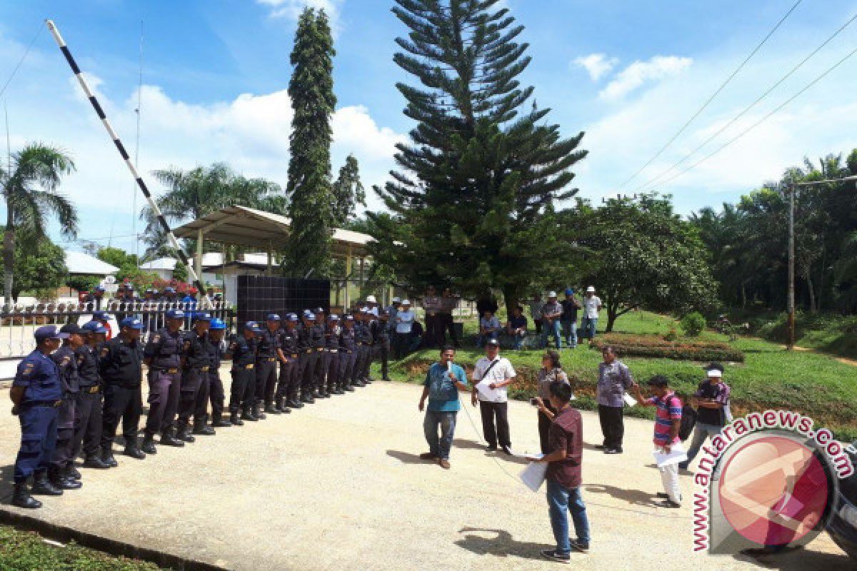 Komunitas Hijau Pertanyakan Dokumen Limbah PT Lonsum