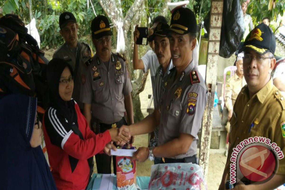 Polres Solok Kota Sigap Bantu Penanganan Bencana Banjir Bandang