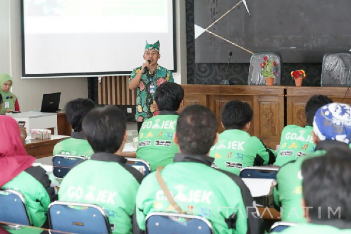 Banyuwangi Latih Go-Jek Antar Obat Warga Miskin 