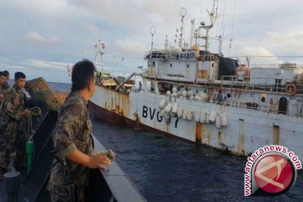 Terdakwa pencuri ikan dari Tiongkok divonis bebas