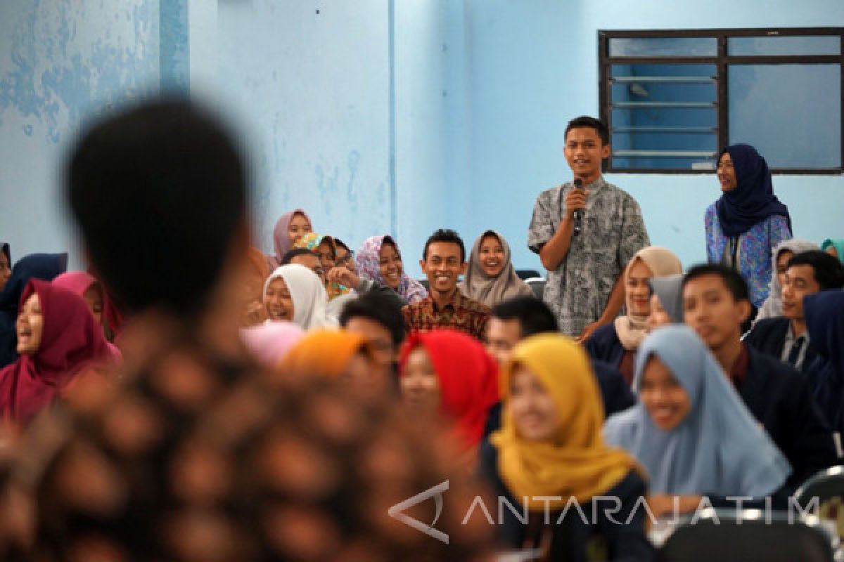 Akademikus Bojonegoro Harus Pahami Industri Migas