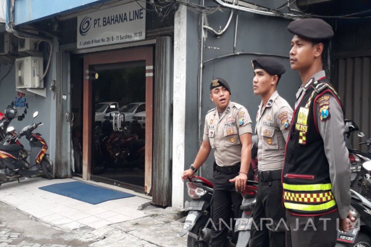 Polisi Selidiki Paket Bom Daya Ledak Rendah