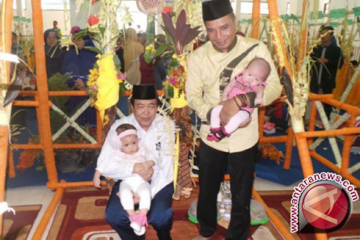 Tradisi 'Manuyang Anak' Disambut Antusias Masyarakat