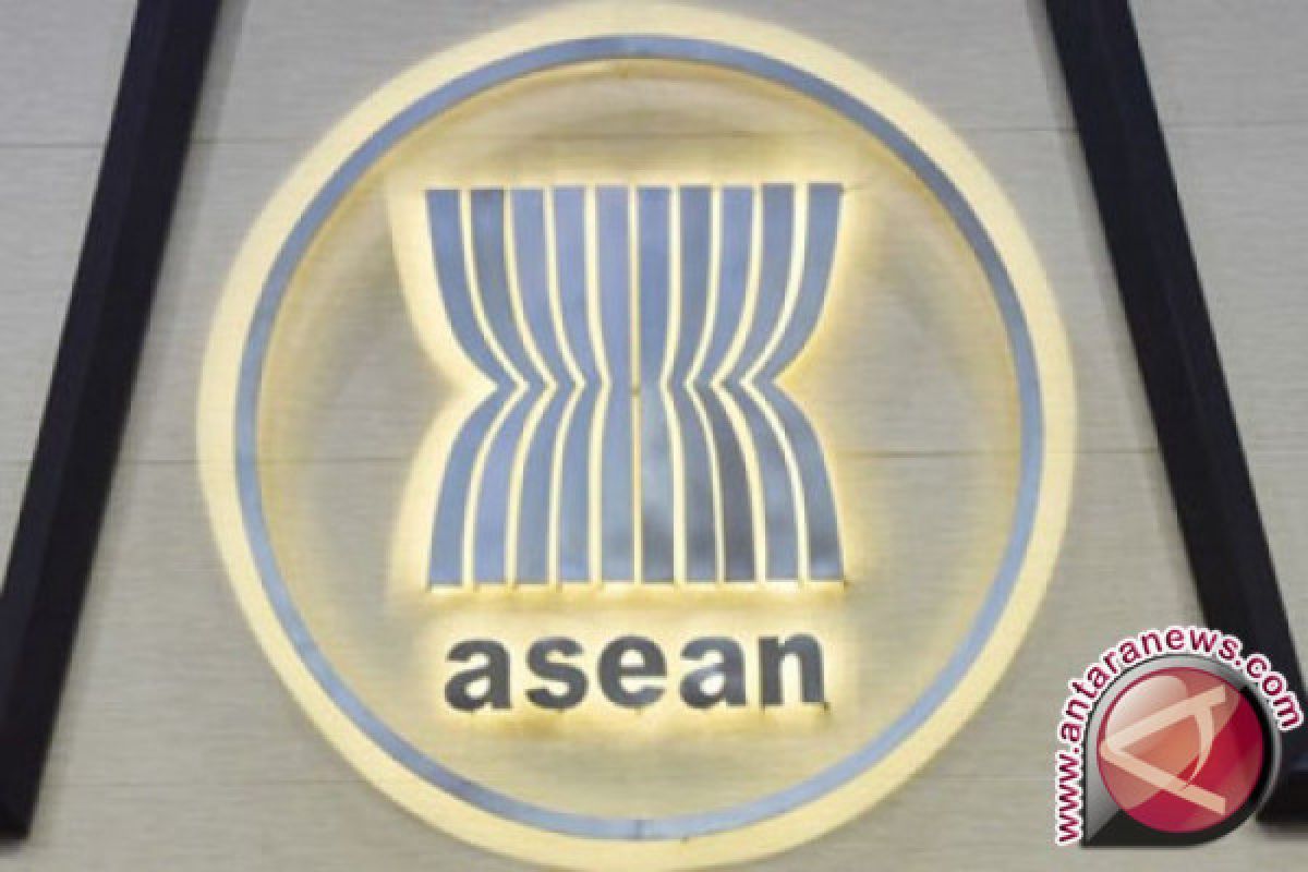 Foreign Ministry Launches 50 Years Of ASEAN Book