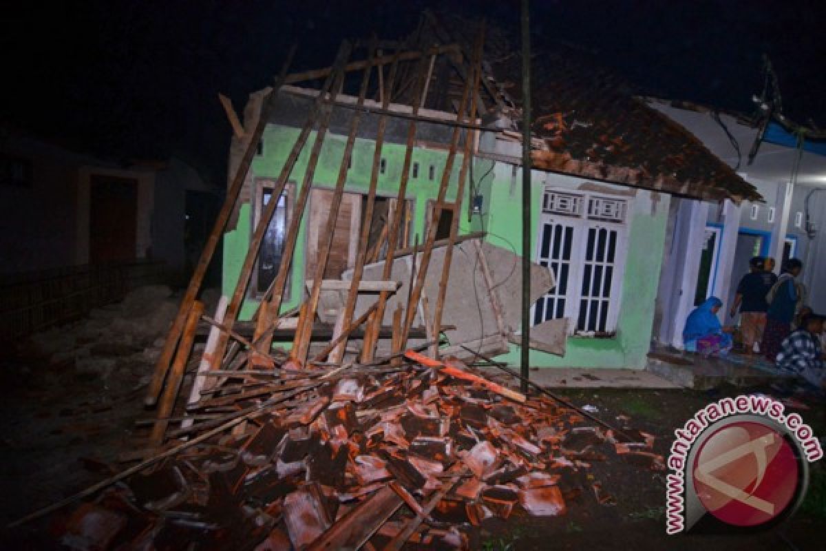 109 rumah rusak akibat gempa Jawa Barat