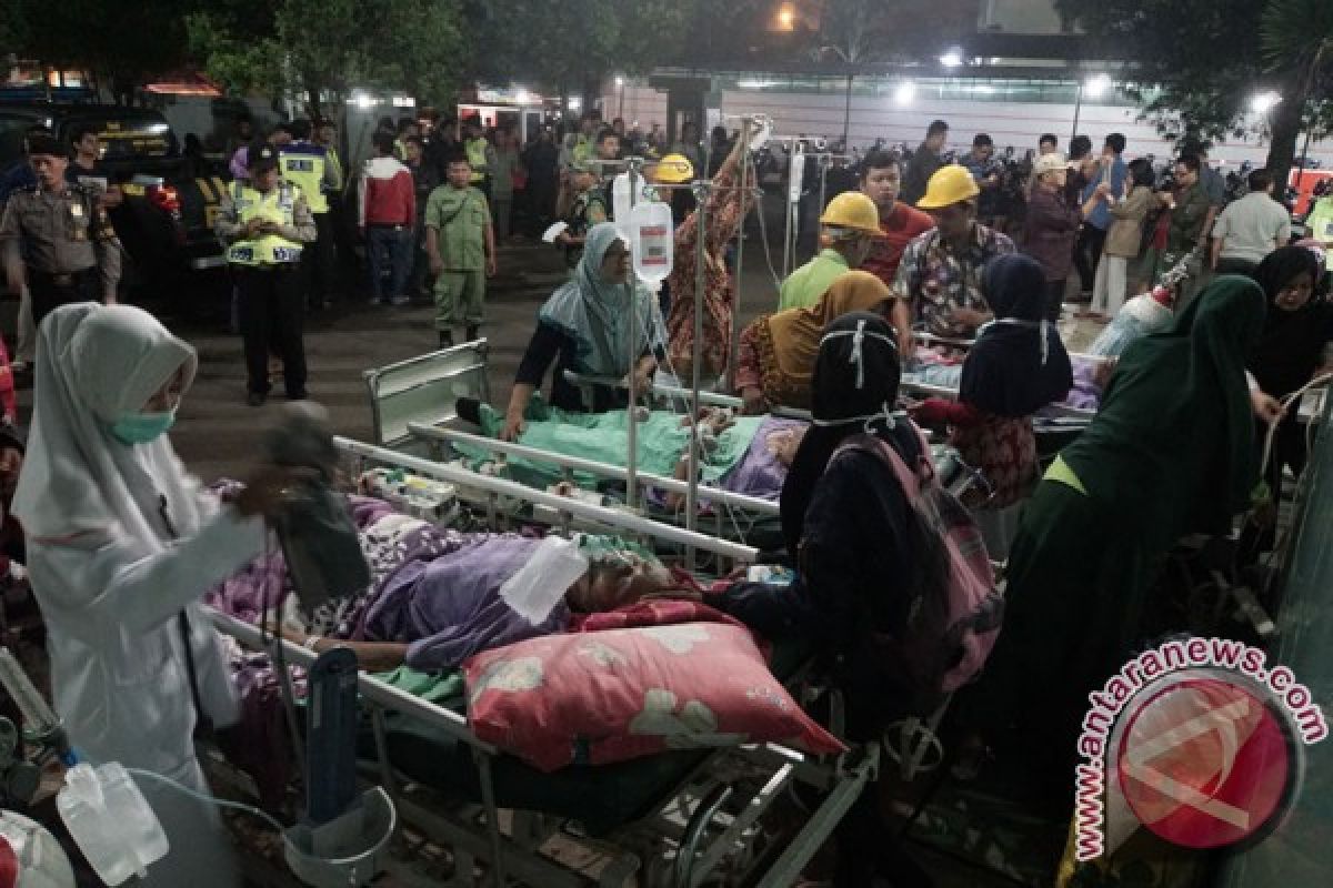 Belasan rumah di Kebumen rusak akibat gempa