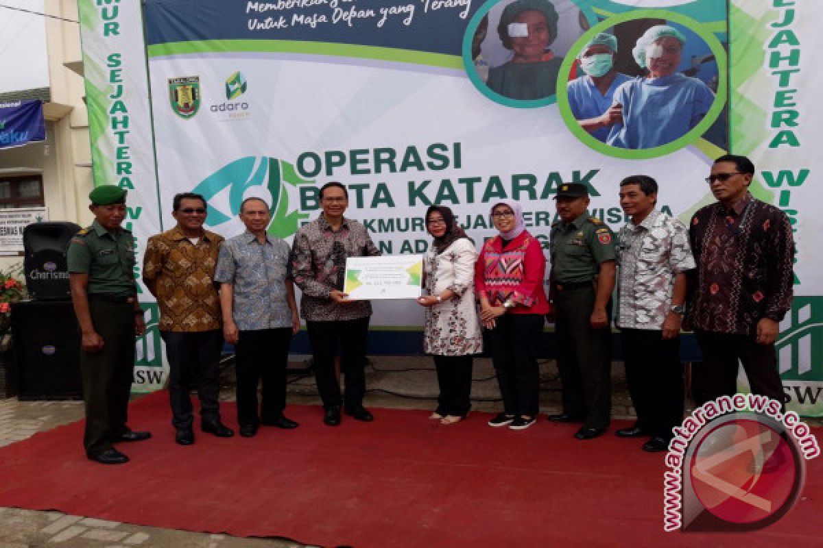 YABN Gelar Operasi Katarak Gratis