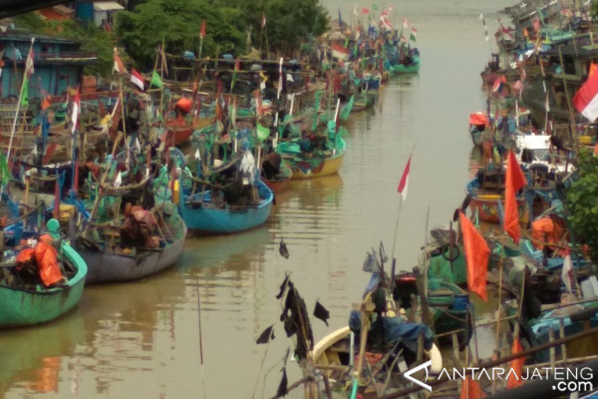 Nelayan Jepara Dibantu Ratusan "Converter Kit"