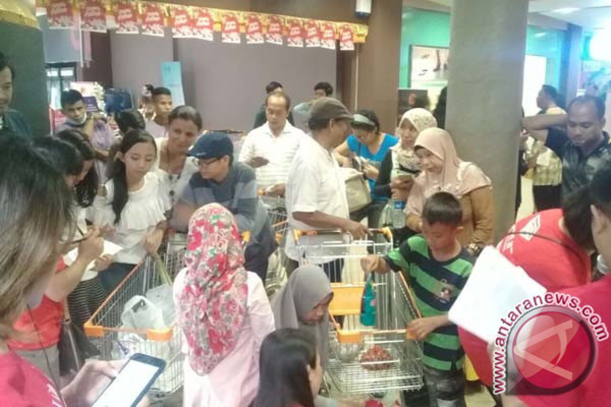 Pusat Perbelanjaan Denpasar Berikan Diskon Super Tengah Malam