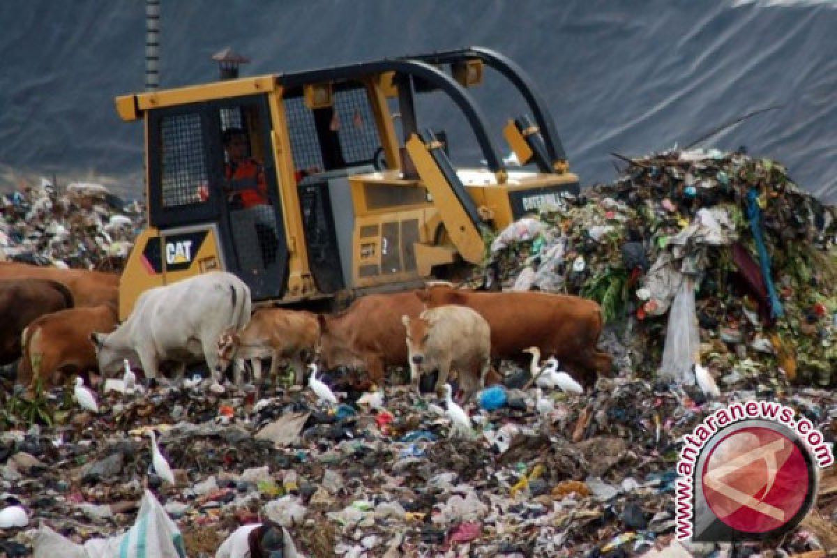 Padang Operasikan Otomatisasi Sistem Pembuangan Sampah