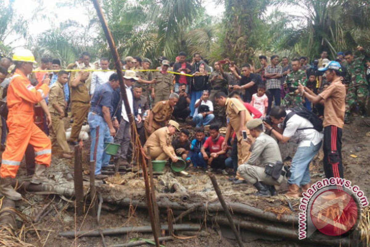  Wagub Pimpin Penutupan Belasan Sumur Minyak Ilegal