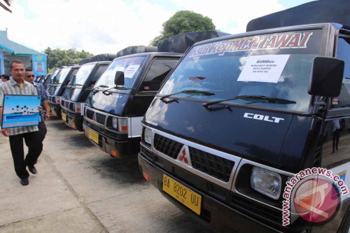 14 desa di Mentawai terima bantuan 10 Unit angkutan pedesaan