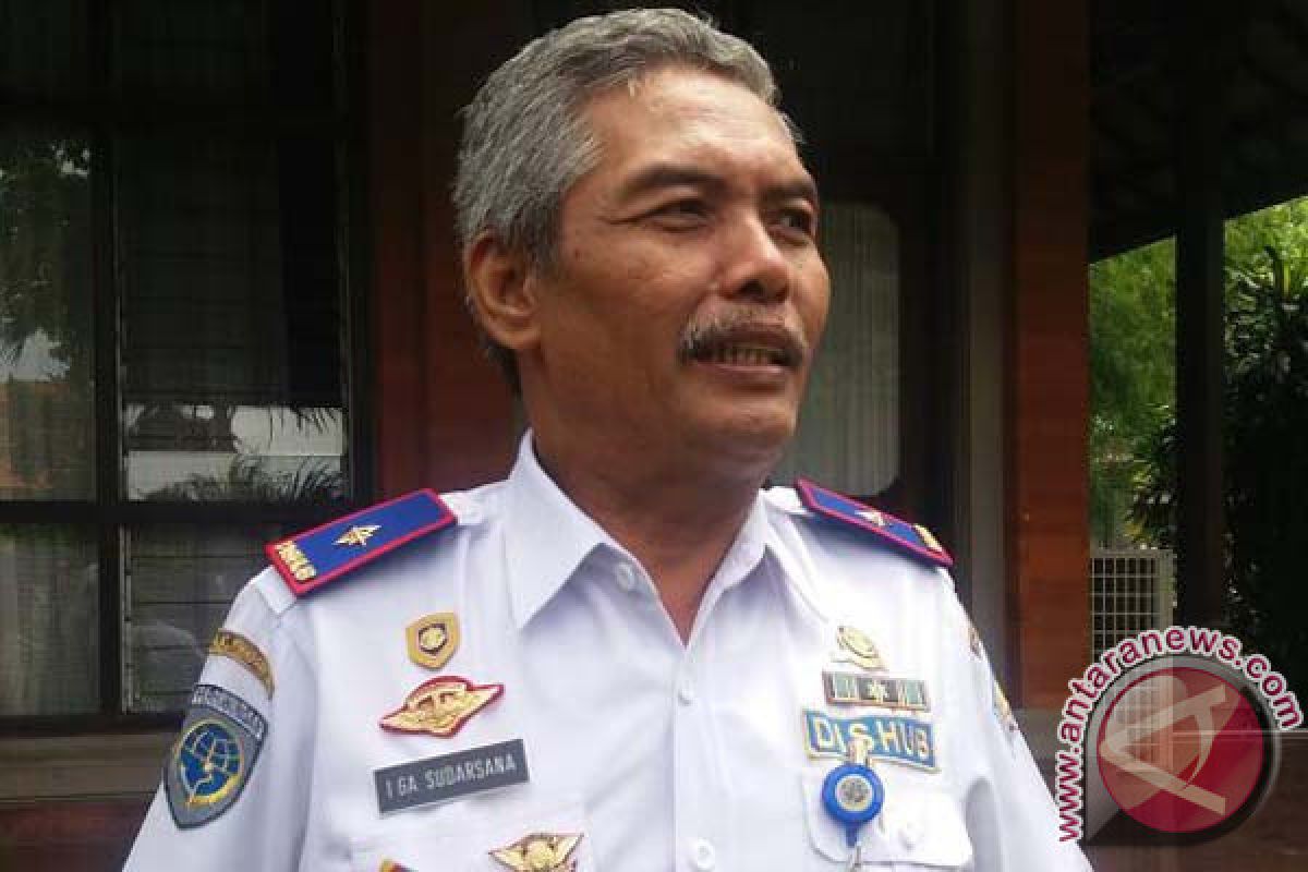 Dishub berencana pasang stiker kendaraan luar Bali