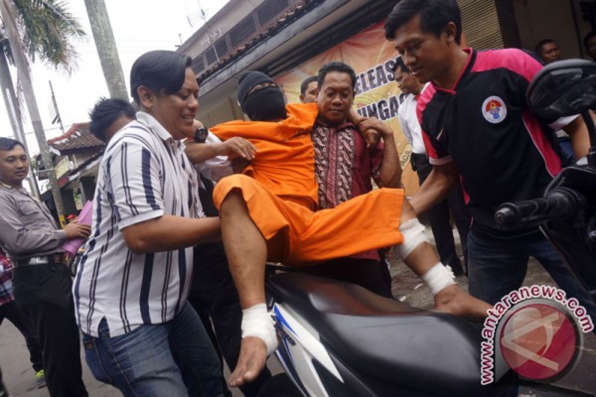 Polrestabes Surabaya lumpuhkan residivis bandit motor