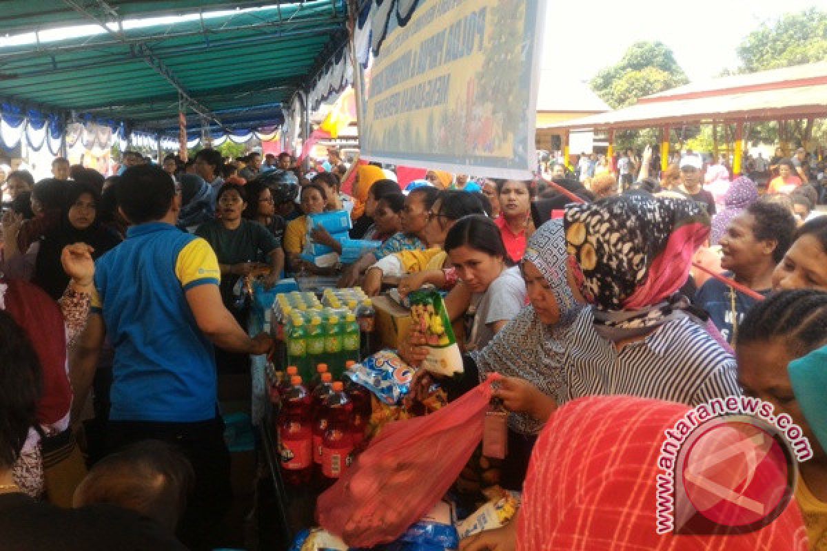 Polda Papua gelar pasar murah di Jayapura