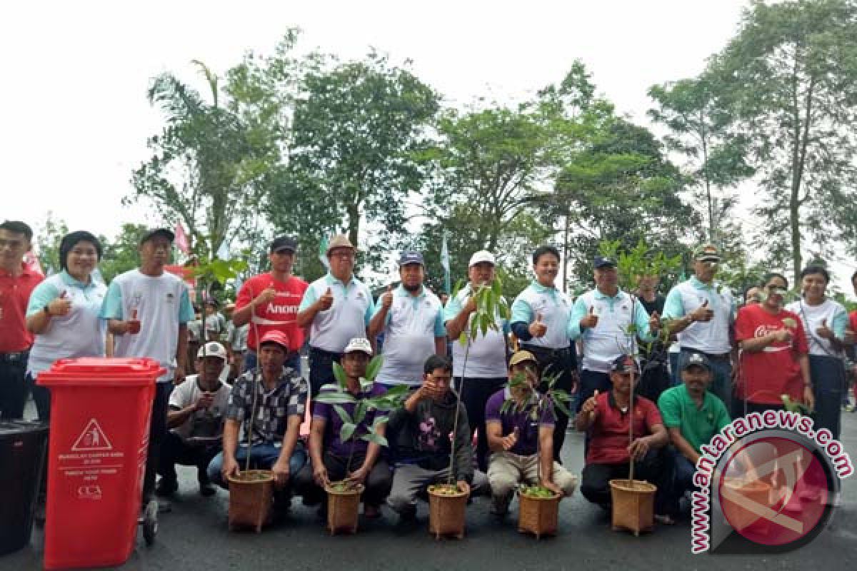 CCAI Tanam Pohon Bersama Masyarakat Desa Sulangai-Badung