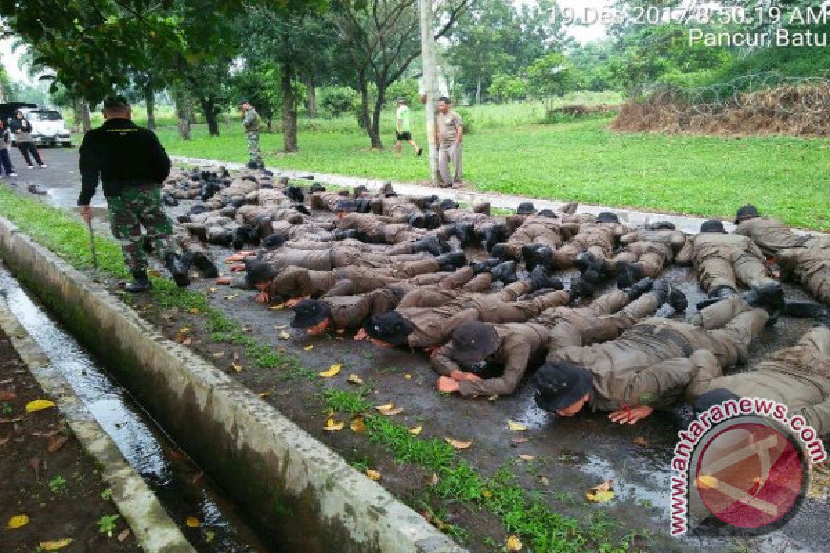 Satpol PP dilatih penanganan unjuk rasa