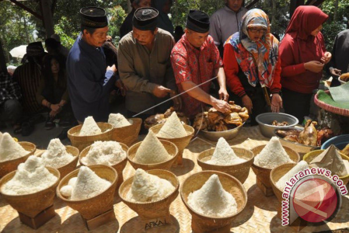 Ada kuliner 'Nasi Kabaka' di Padang Panjang