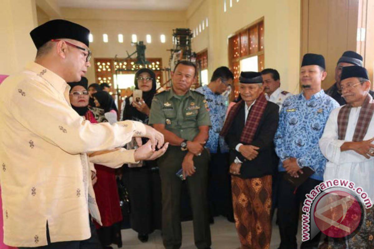 Wako Harapkan Keberadaan Rumah Tenun Berdampak Positif Pada Taraf Ekonomi Perajin