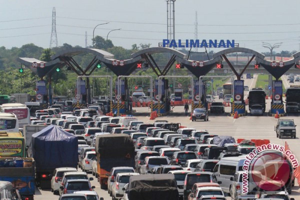 22.507 kendaraan arah Jakarta lintasi gerbang Palimanan