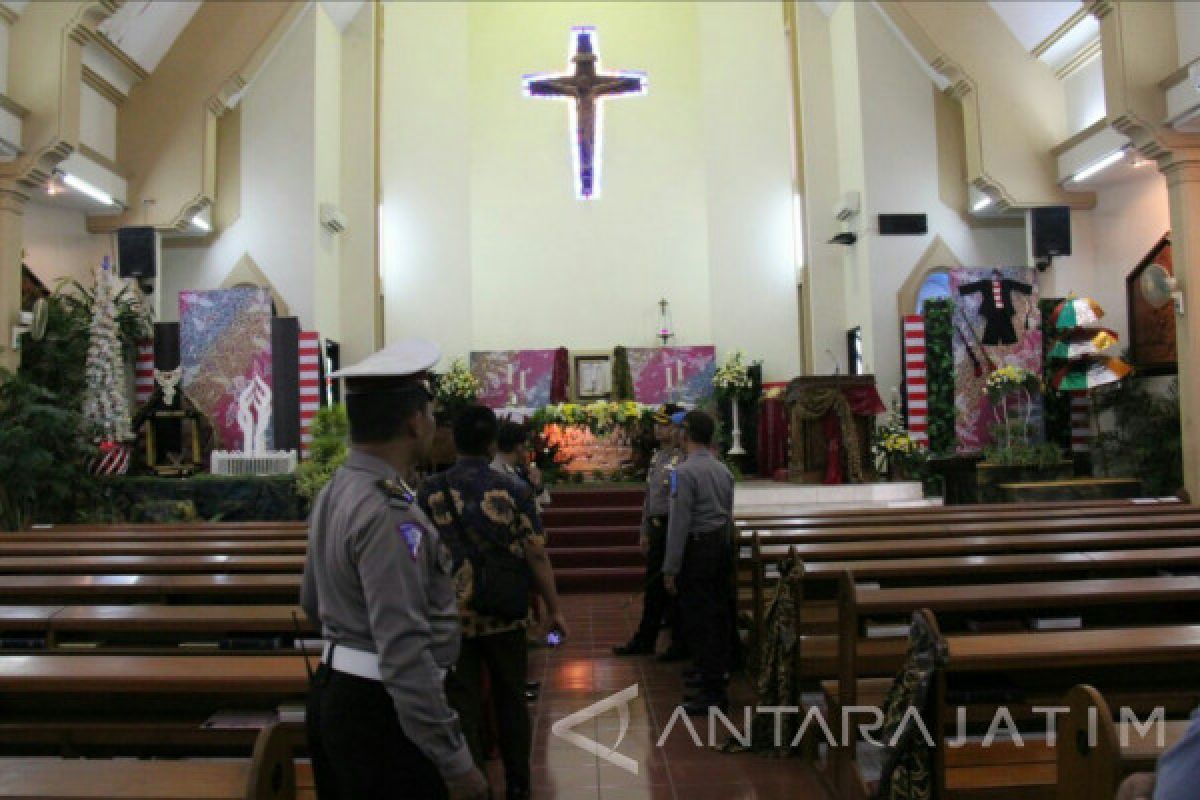 Polres Terapkan Pengamanan Berlapis di Tiga Gereja Pamekasan