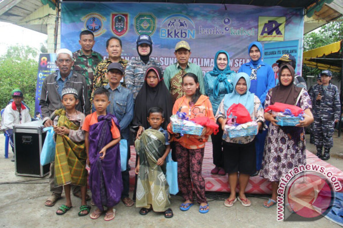 Lanal Banjarmasin Laksanakan Bakti Sosial Di CLU