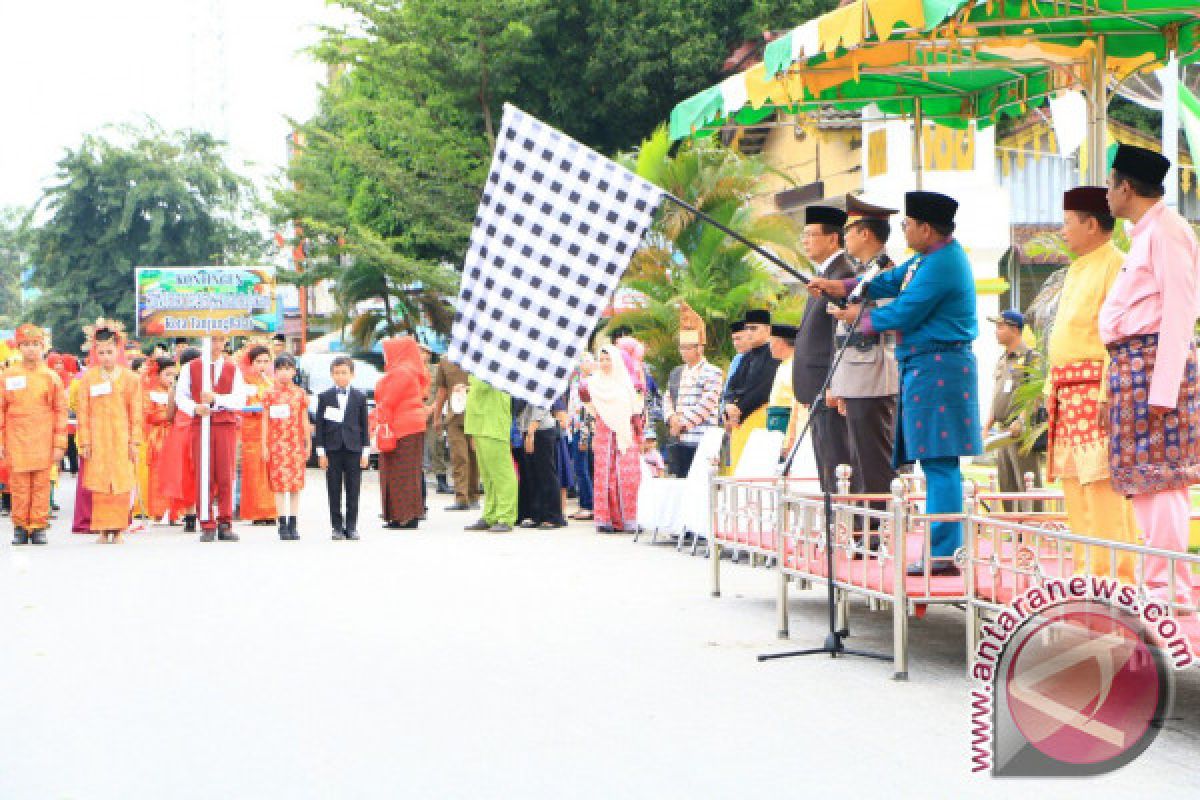 Pawai budaya meriahkan HUT Tanjungbalai