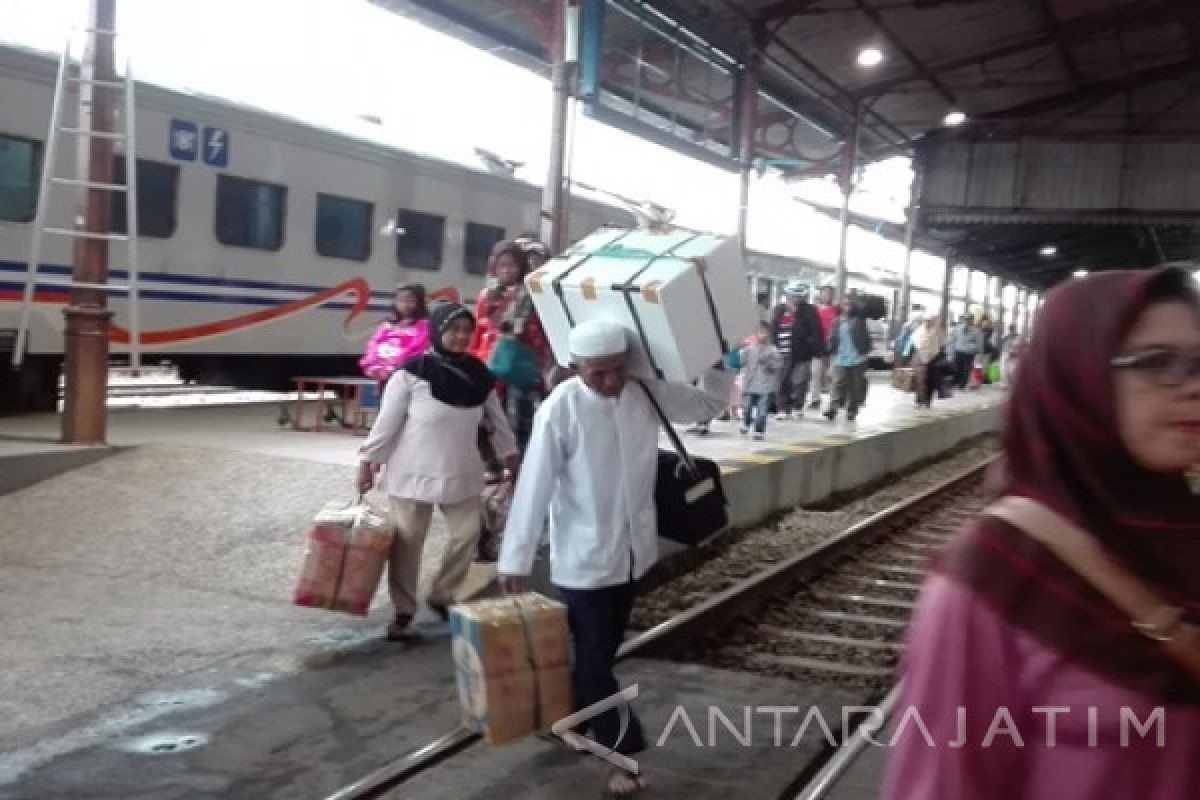 kenaikan penumpang kereta liburan nyepi tidak signifikan