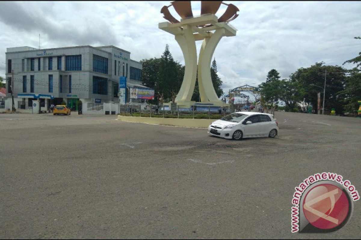  Jalan Kota Rantau Rusak 