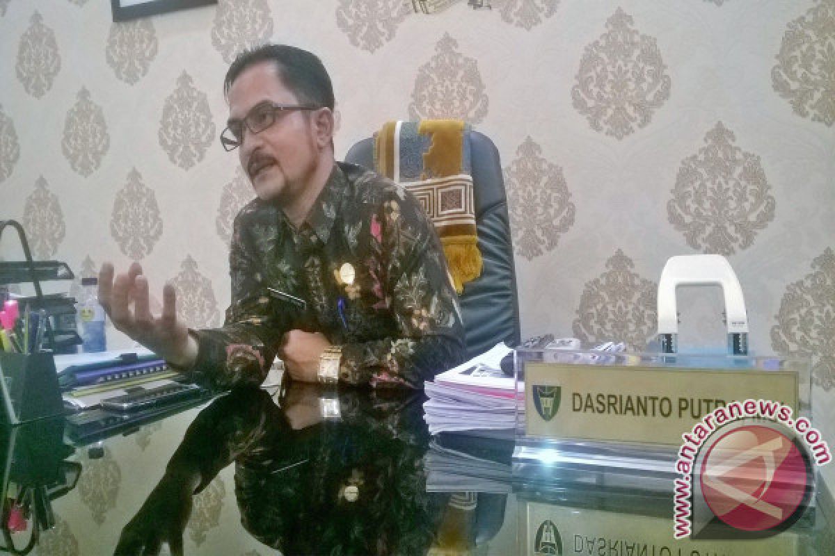 Pungutan Pajak Daerah Pessel Lebih Traget