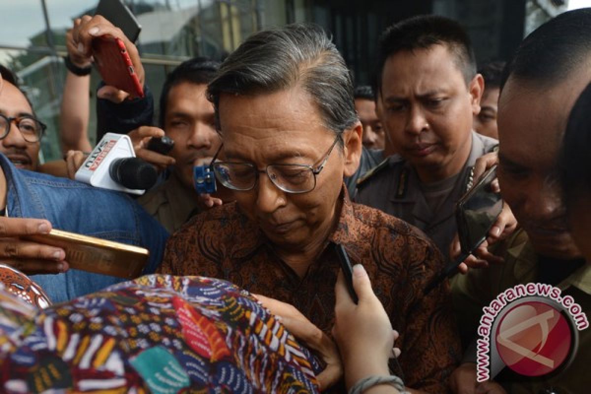 KPK dalami pengetahuan Boediono soal KKSK