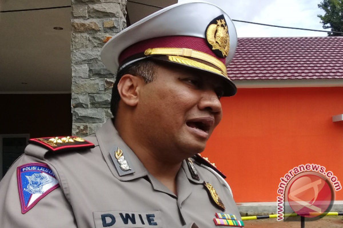 Ditlantas Polda Babel tindak tegas pengendara tanpa helm