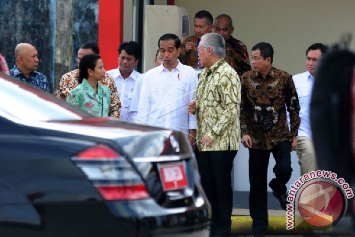 Presiden Jokowi resmikan terminal penyalur BBM satu harga