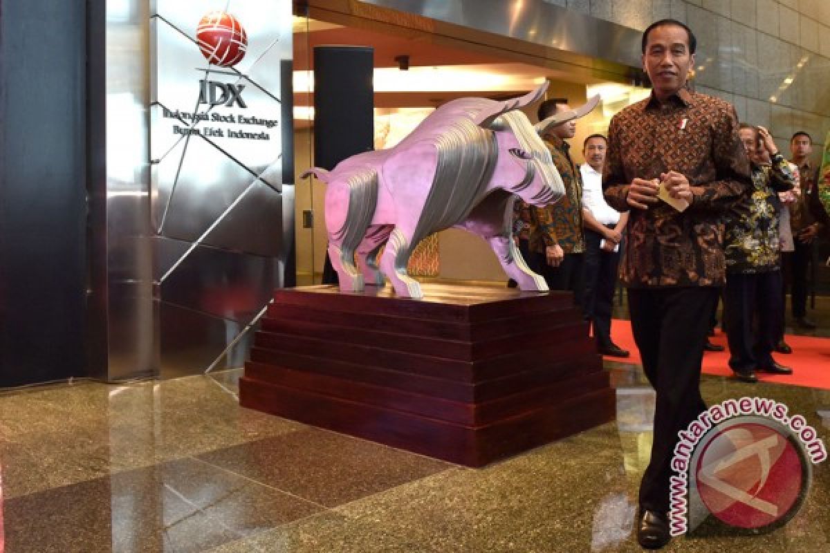 President Jokowi closes IDX trade for 2017