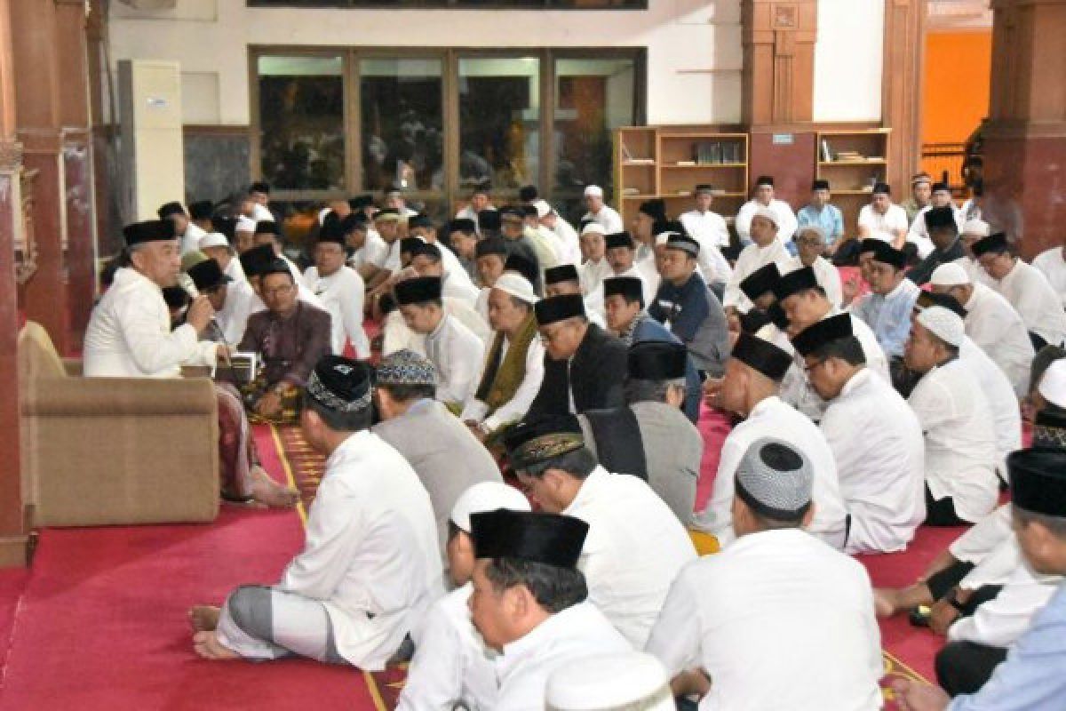 Pemkot Depok Gelar Shalat Subuh Berjamaah