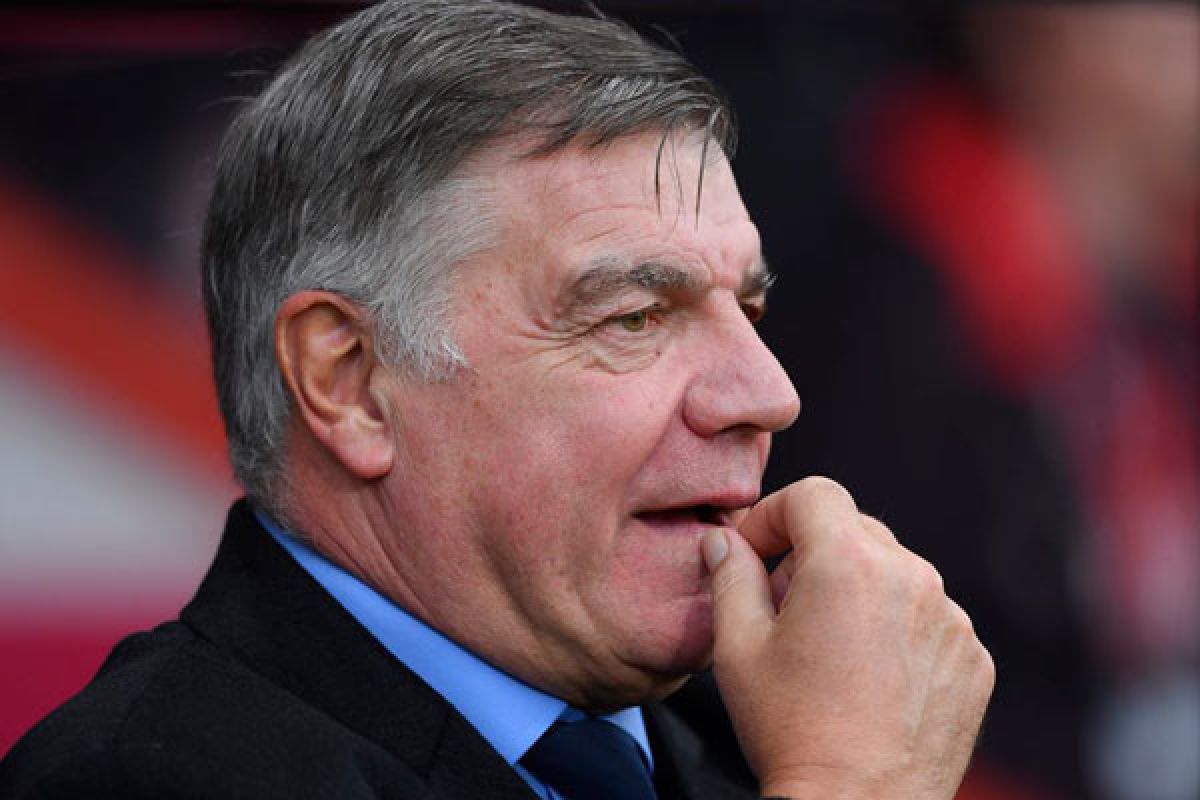 Manajer Everton Sam Allardyce alami kekalahan perdana di markas Bournemouth