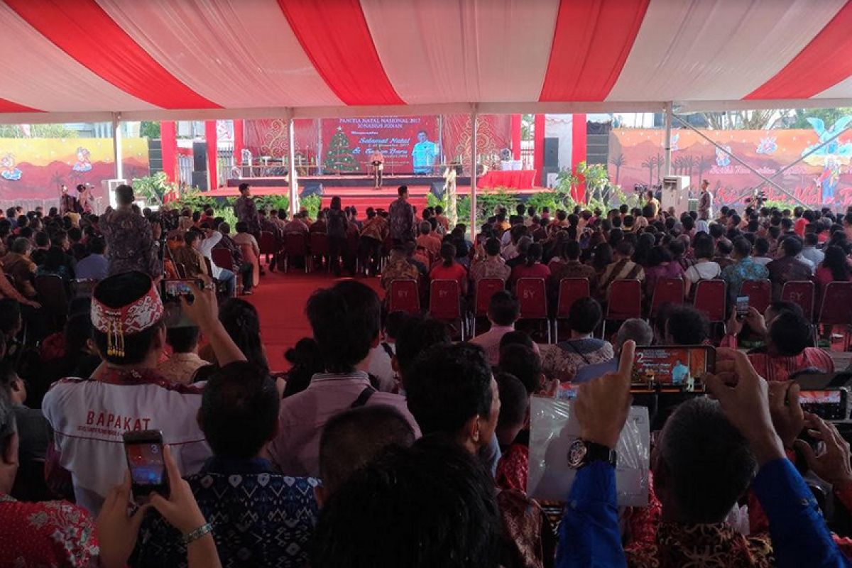 Belasan ribu undangan datangi Rumah Radankg Pontianak