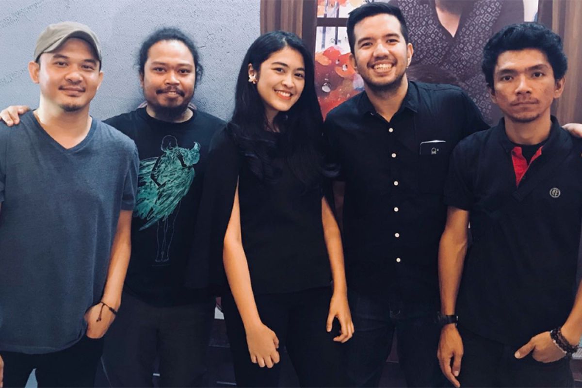 Payung Teduh akhirnya luncurkan album terakhir bersama Is