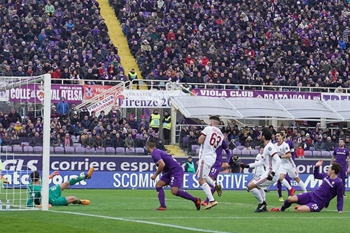 AC Milan curi satu poin dari markas Fiorentina